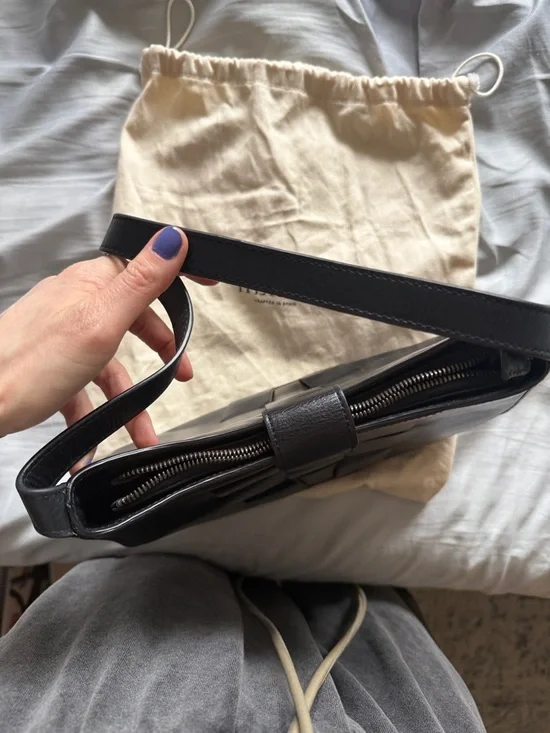 Hereu Bauza Black Leather Structured Shoulder Bag with Woven Front Detail - Picture 8 of 16